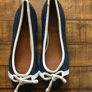 Navy Blue Leather Hunter Flats